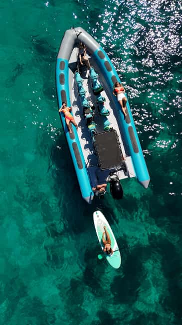 Mallorca: 2h speedboat tour, visit caves, cliffs and snorkel - Sea scooters and paddleboards: the gear that changes the trip