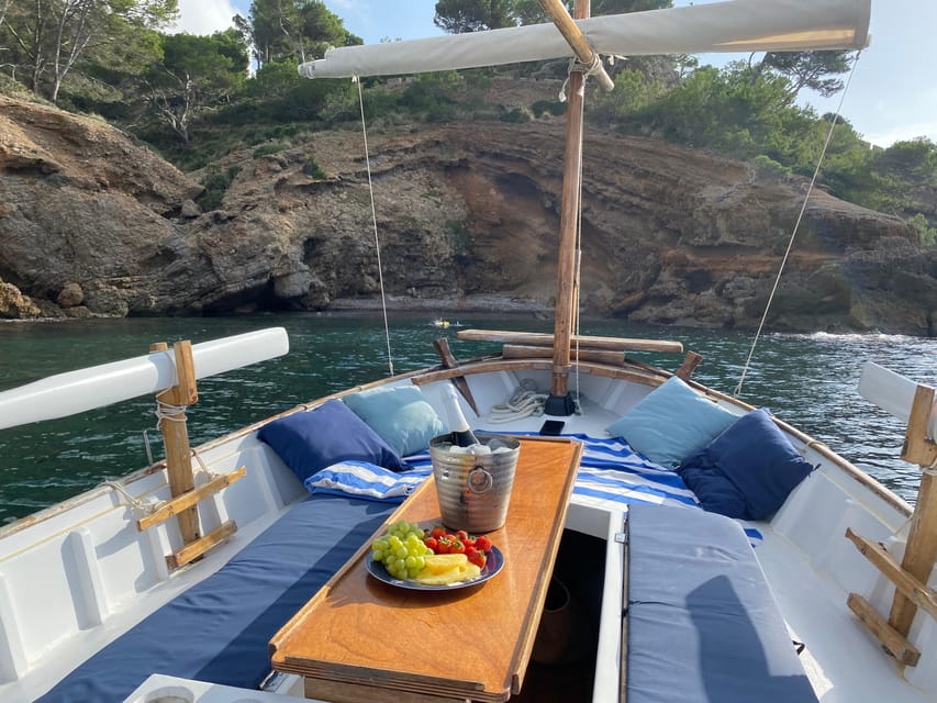 Mallorca: Alcudia, Private Boat Tour. - Why Alcudia’s Coast Looks Different From a Boat