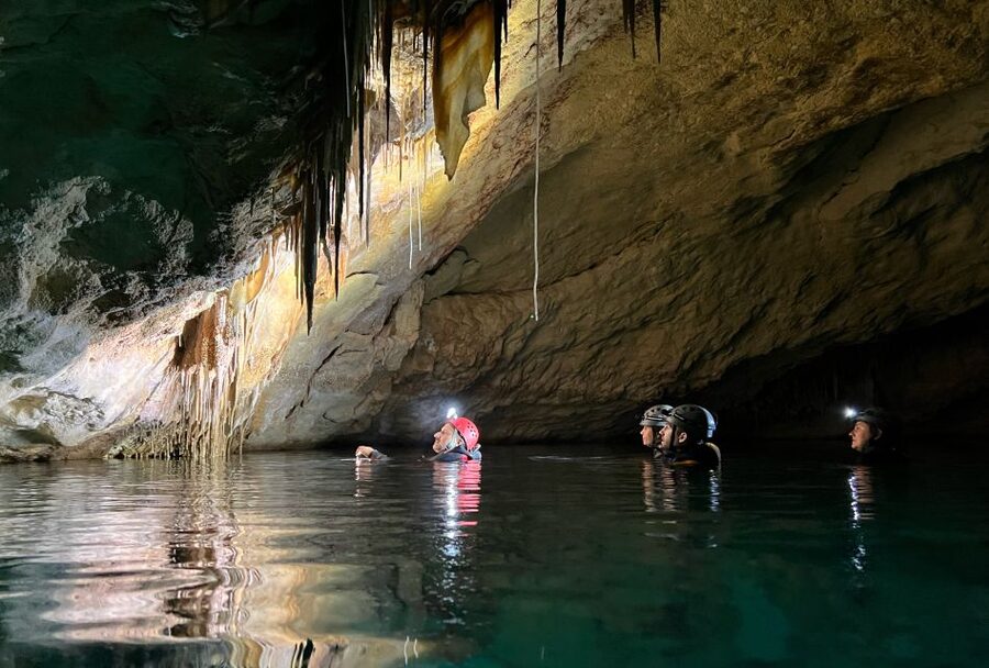 Mallorca: Aquatic Cave Exploration Guided Tour - The best part of the guide experience: stories you can picture