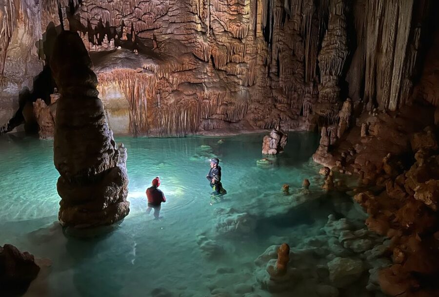 Mallorca: Aquatic Cave Exploration Guided Tour - Where the day starts: Cala Romántica meeting point and the walk in