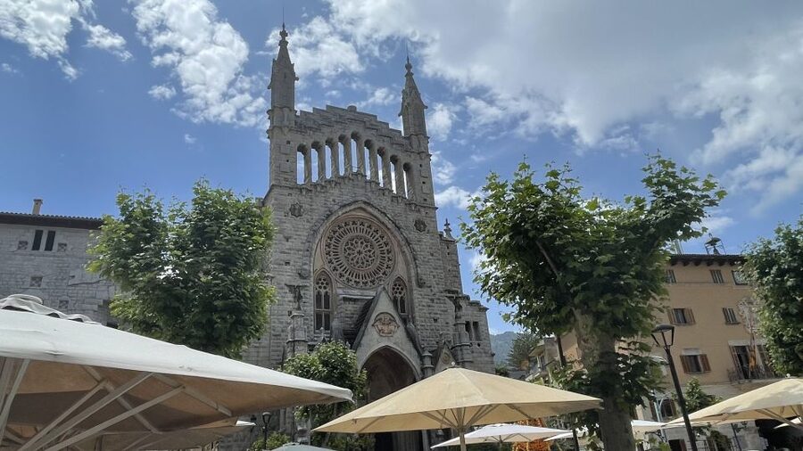Mallorca Beyond the Guidebooks - Tour with the famous Author - The Right Kind of Mallorca Day: Insiders, Not Checklists