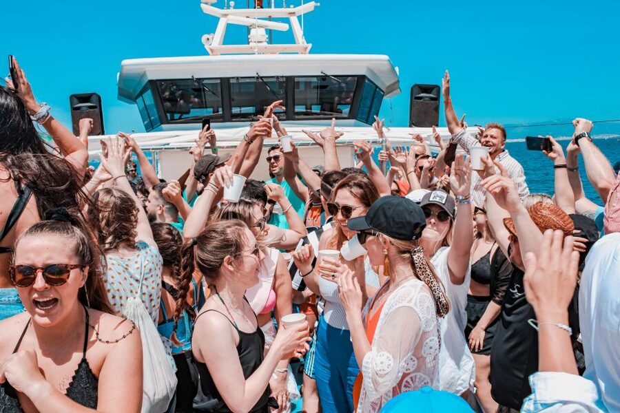 Mallorca: Boat Party with DJ, Buffet and Entertainment - Should You Book This Mallorca Boat Party?