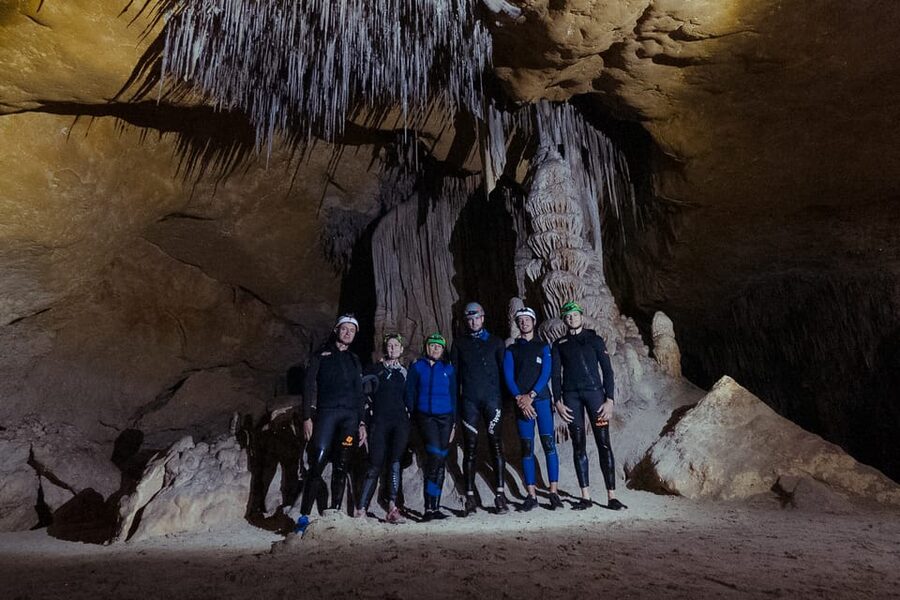 Mallorca: Cala Romántica Cliff Hike and Sea Cave Tour - Key things to know before you go