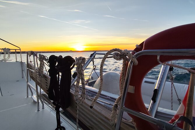 Mallorca Catamaran Tour with Tapas - small group - - The crew and the small-group feel: personal help without fuss