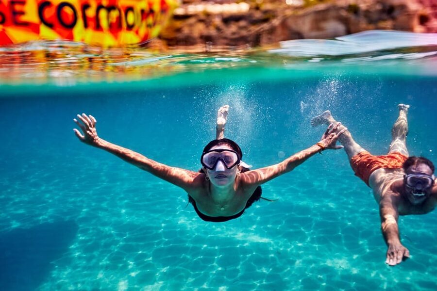 Mallorca: Caves, Cliffs, and Coves Boat Trip - Onboard Refreshments: Small Bar, Simple Setup