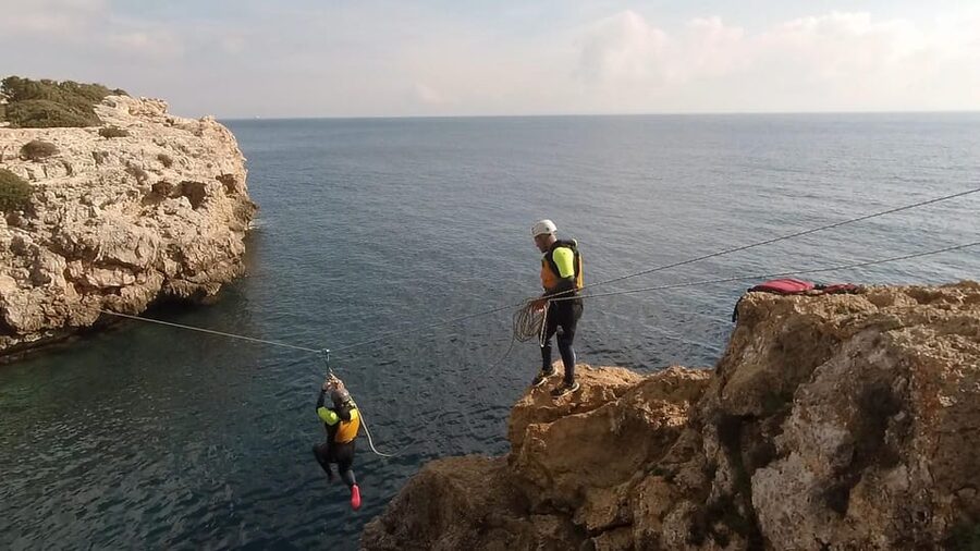 Mallorca: Cliff Jumping Adventure for Cruise Passengers - Cliff Jumping Heights: How the Tour Lets You Choose Wisely