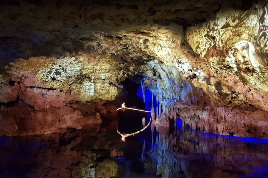 Mallorca: Day Trip to Caves of Hams & Optional Dinosaurland - The Cave Visit Itself: Ticket-First Flow and Practical Timing