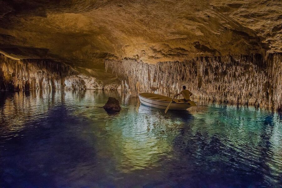 Mallorca: Drach and Hams Caves, and Porto Cristo Day Tour - Should you book this Drach, Hams, Porto Cristo, and Majorica day tour?