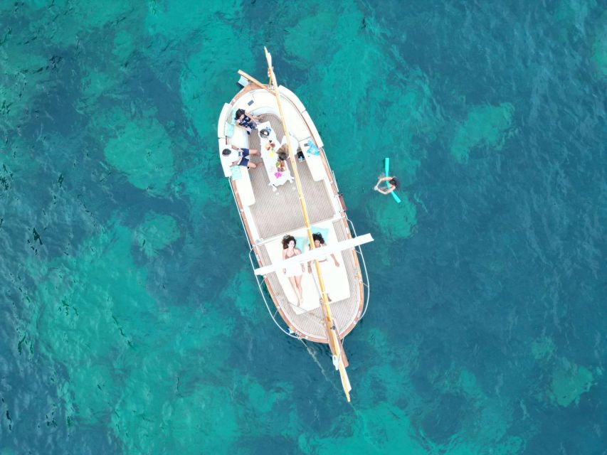 Mallorca: Eco charter experience - Silent sailing with the 100% electric llaut