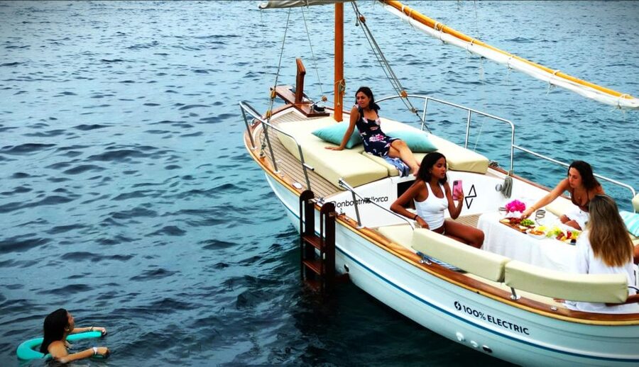 Mallorca: Eco charter experience - Coves, marine reserve snorkeling, and the gear that makes it fun