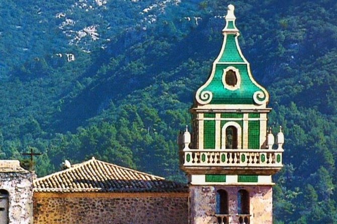 Mallorca Full Day Tour by Train, Tram and Boat - A Guide Can Make or Break the Day: Look for Clear Direction and Good Storytelling