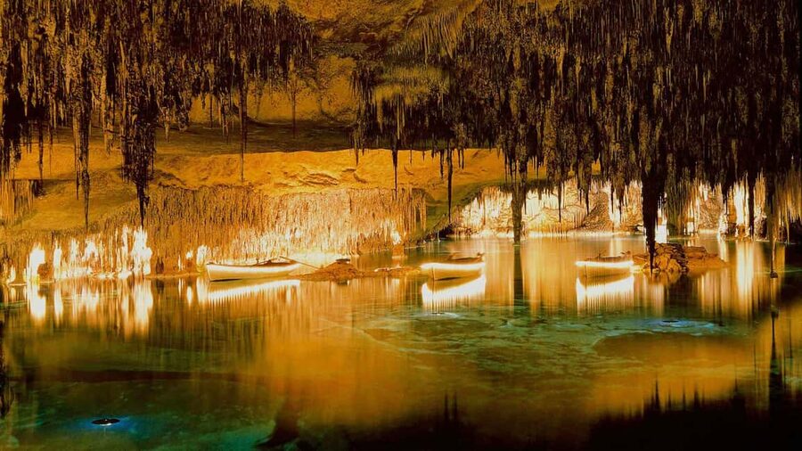 Mallorca: Half-day of Natural Wonders at the Drach Caves - The classical music concert since 1935