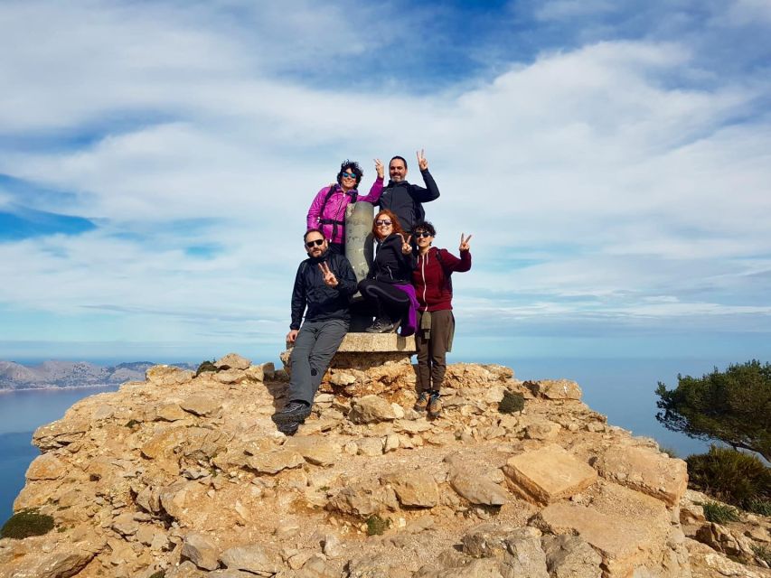 Mallorca: Hiking Adventure on the Alcúdia Peninsula - Hidden coves and lookout points: where the route can vary