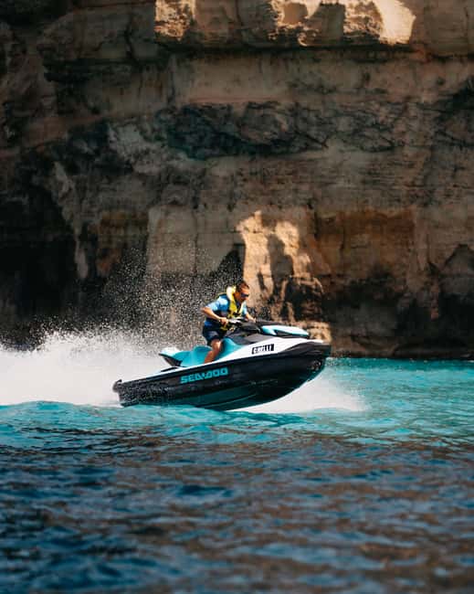 Mallorca: Jet Ski Tour with Professional Photography - The hour-long ride: speed, guided routes, and scheduled stops
