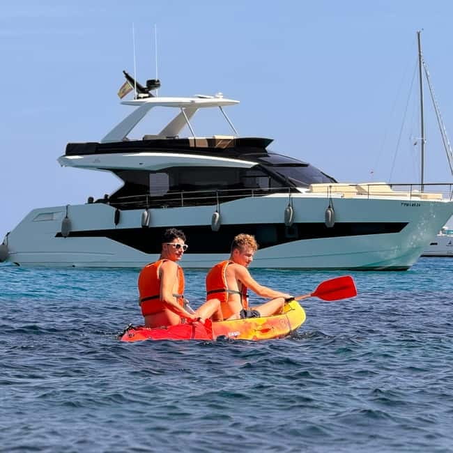 Mallorca: Kayak and Paddleboard Excursion Through Crystal Clear Caves - Playa Barca: The convenient start for Mallorca’s cave coastline