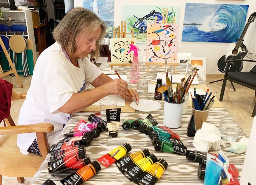 Mallorca: Painting like Miró - What you’ll actually get: materials, drinks, and the take-home canvas