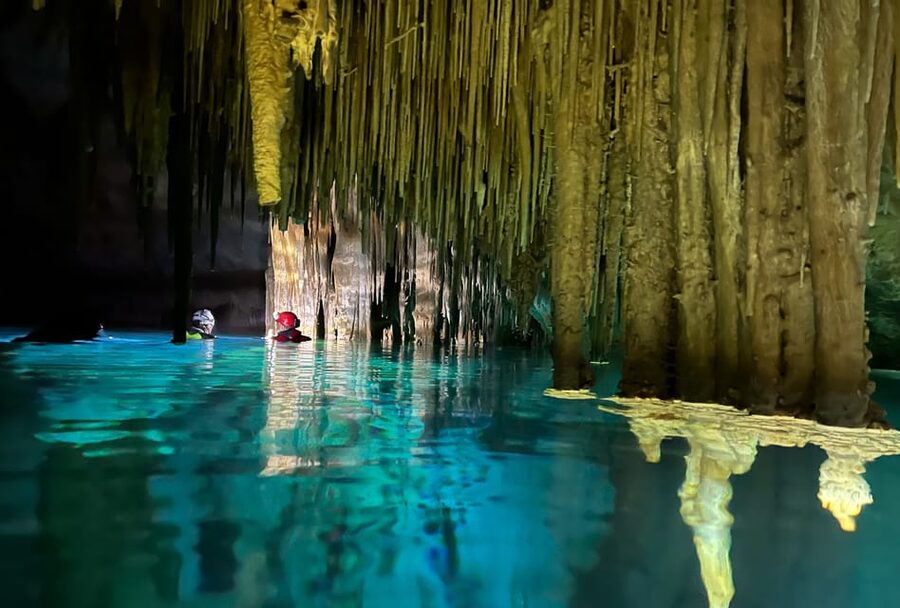 Mallorca: PREMIUM Aquatic Cave Exploration Guided Tour - The walk in: flat ground, then a mountain section that asks for focus