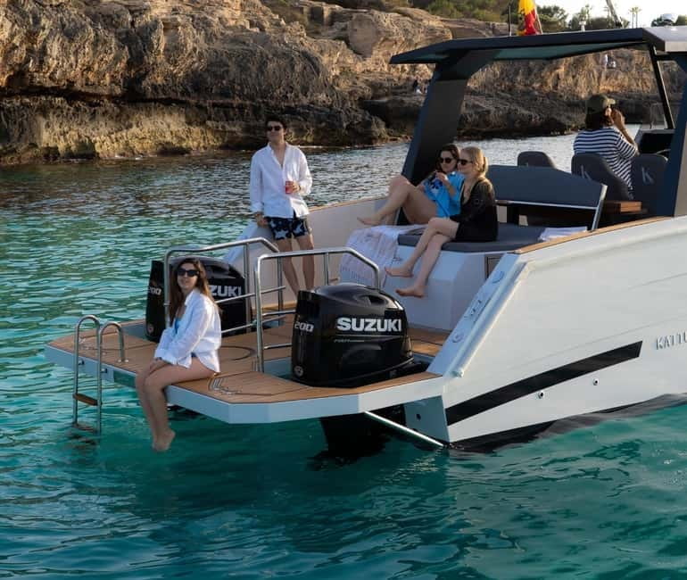 Mallorca: Private boat with Skipper from Playa de Palma - Palma Bay beaches and secret coves: what “private” changes about where you’ll stop