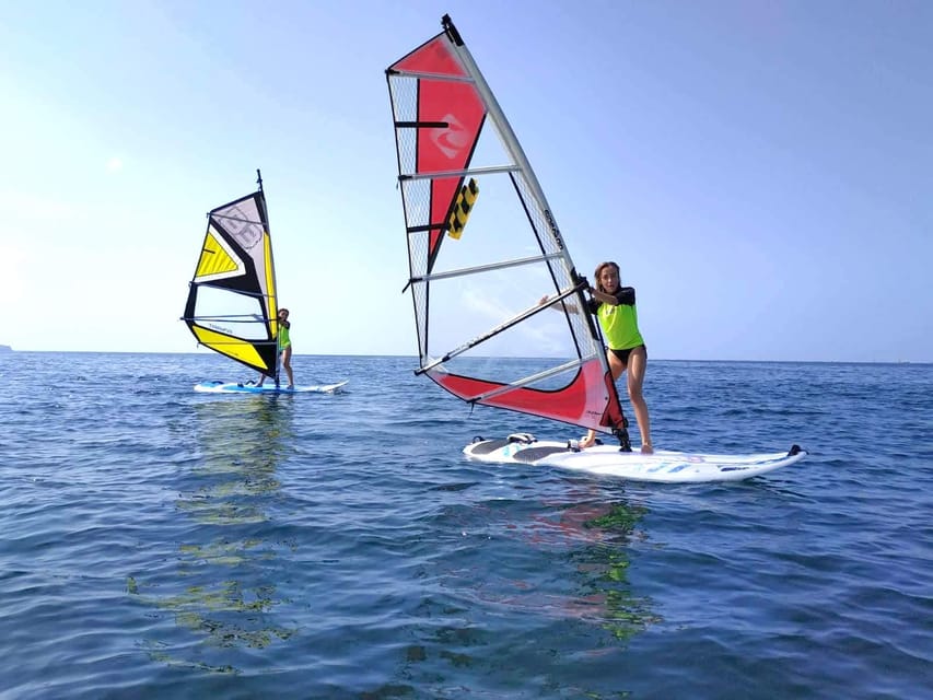 Mallorca: Private Windsurf Lesson - Languages and Coaching Style: English or Spanish Instruction