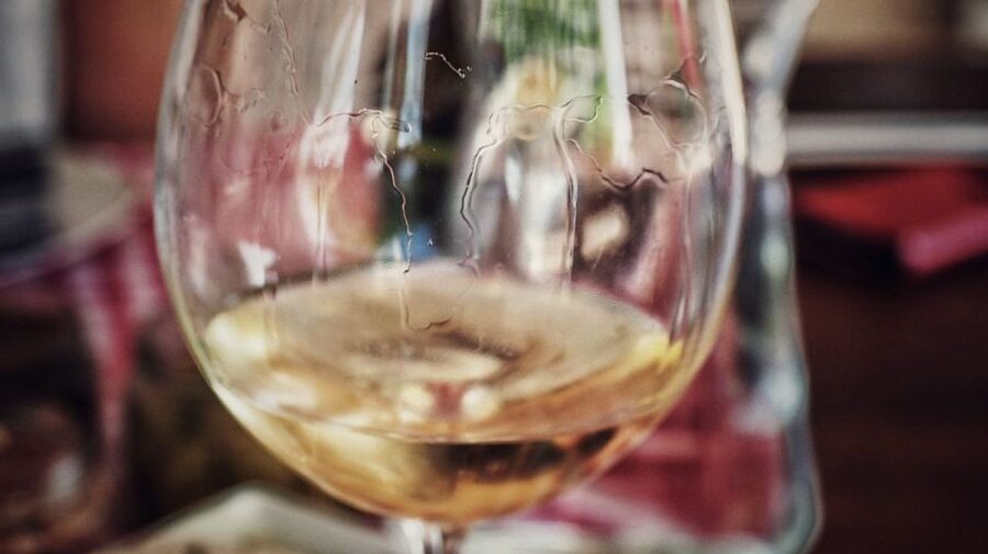 Mallorca: Private Wine Tour with Tasting and Picnic - Walking the vineyard with a winemaker (and why it’s more fun than a tasting room)