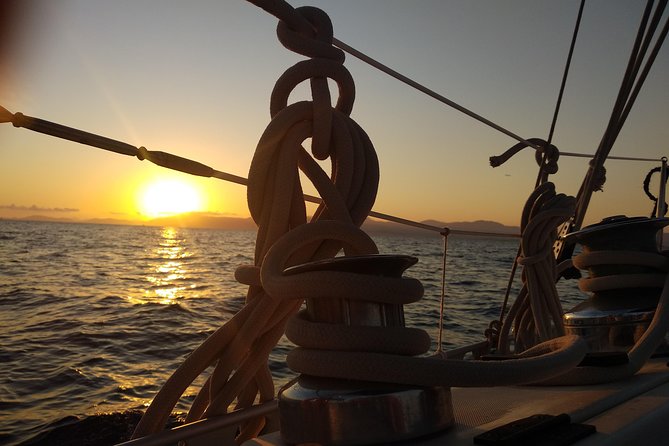 Mallorca sailing, snorkelling, as a Local with drinks and food - Captain style and group size: comfort on a 10-ton boat