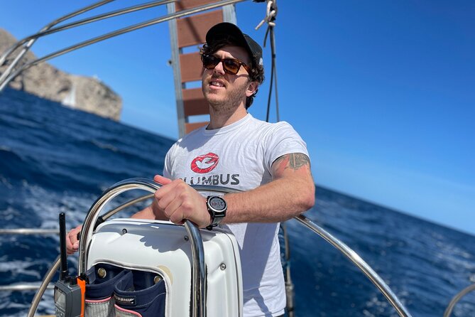Mallorca sailing tour with tapas and wine - From Alcúdia Bonaire to the coves: what the yacht day actually feels like