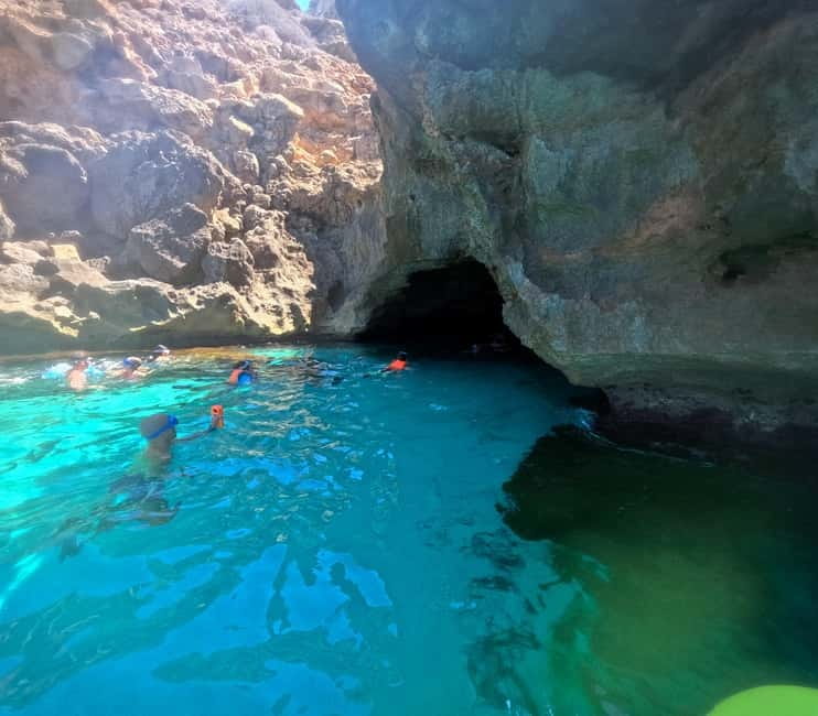 Mallorca: Sea Caves Kayaking Tour, Snorkeling & Snack - Sea caves and colored water: what you’re actually looking for