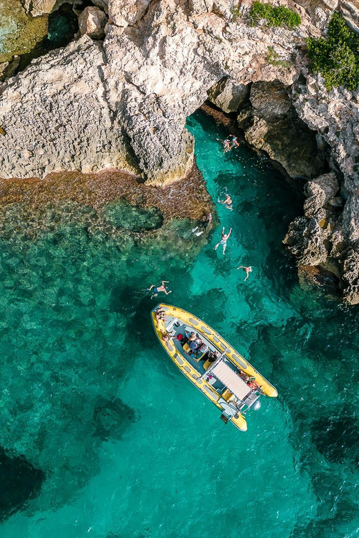 Mallorca: Snorkeling in the Natural Park by Boat - Guide style and the relaxed pace that makes a difference