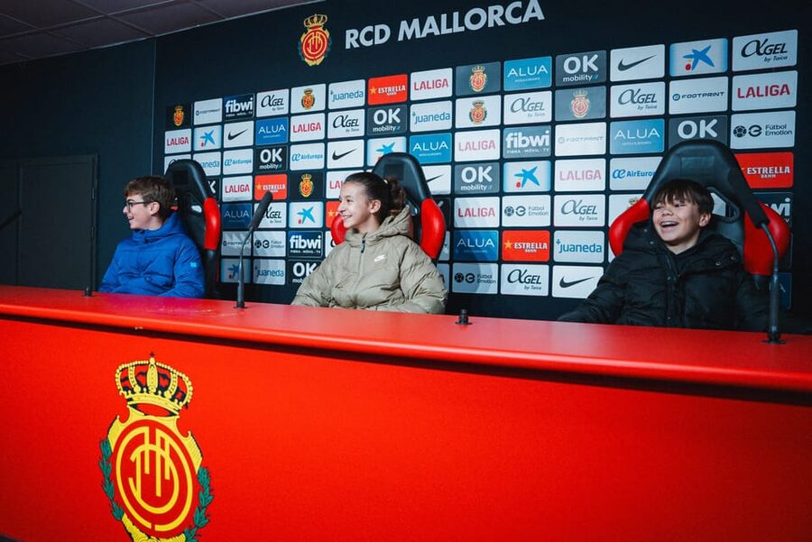 Mallorca: Son Moix Stadium Guided Tour - Players Tunnel and Tunnel-Through Feeling