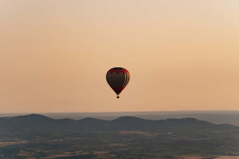 Mallorca: Sunrise or Sunset Hot Air Balloon Flight - Champagne at Golden Hour: A Small Luxury With Real Atmosphere