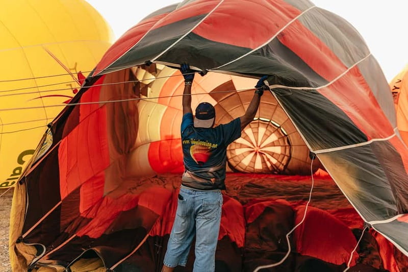 Mallorca: Sunrise or Sunset Hot Air Balloon Flight - Group Size, Guides, and Safety: Why Small Numbers Matter Up There