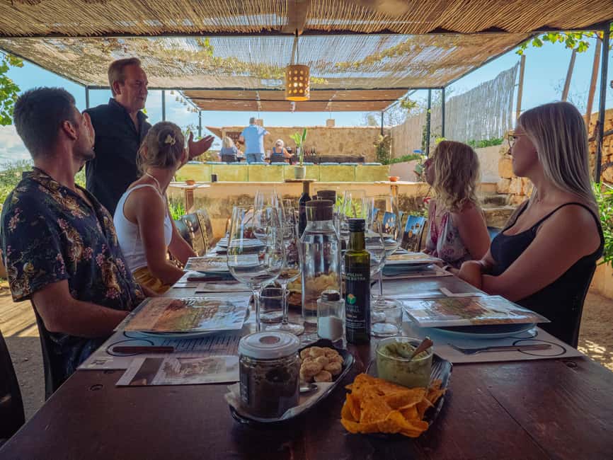 Mallorca: Visit a winery and enjoy a wine tasting, along with some Mallorcan products - Pla de Buc: seeing old vines before you taste