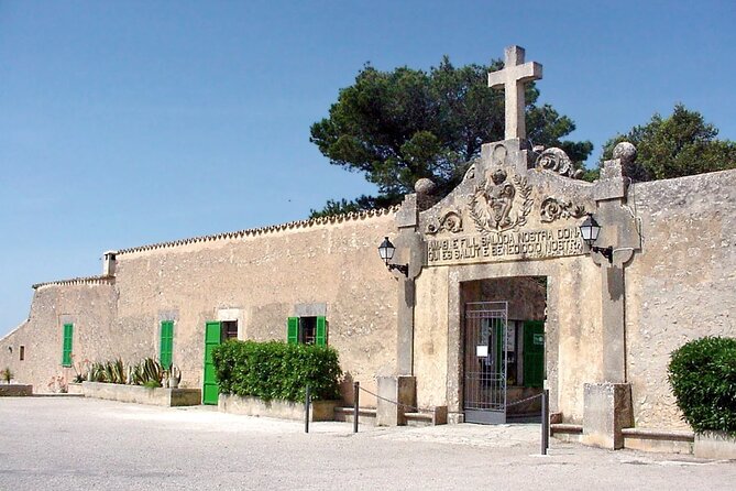 Mallorca: Windmills, Legends and Charming Villages - Algaida, Pina, and Lloret de Vista Alegre: the best kind of quick town time