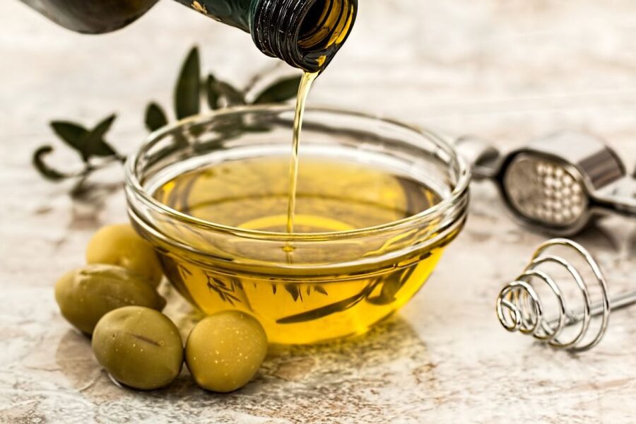 Olive plant and mill visit and tasting - Getting there from Palma: easy pickup, short van ride