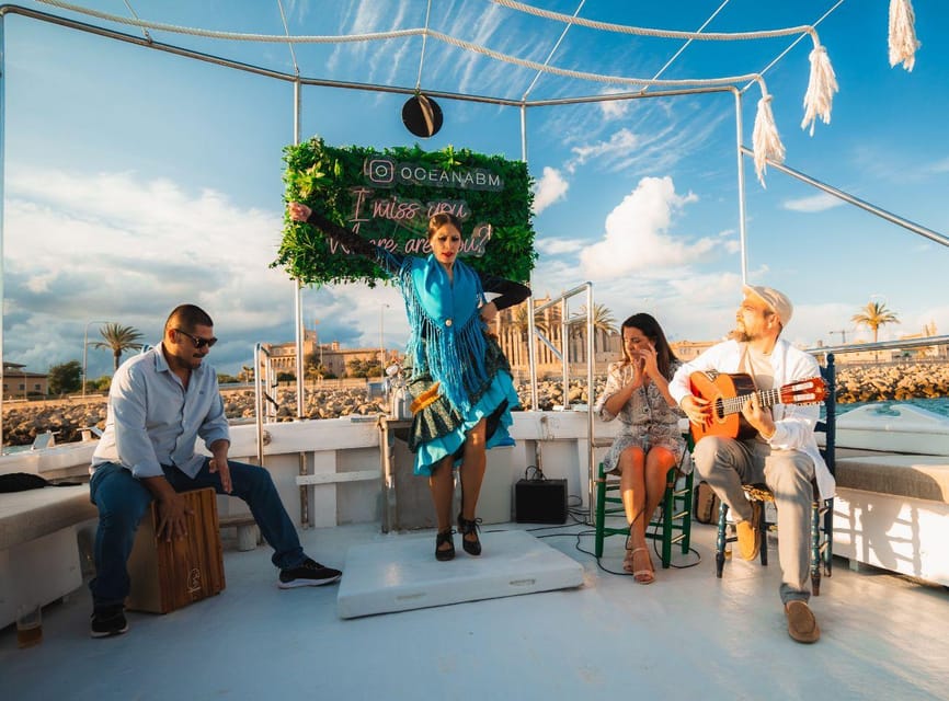 Palma : Boat Trip with Live Flamenco Show - The sunset sail: how the Palma Cathedral view changes everything