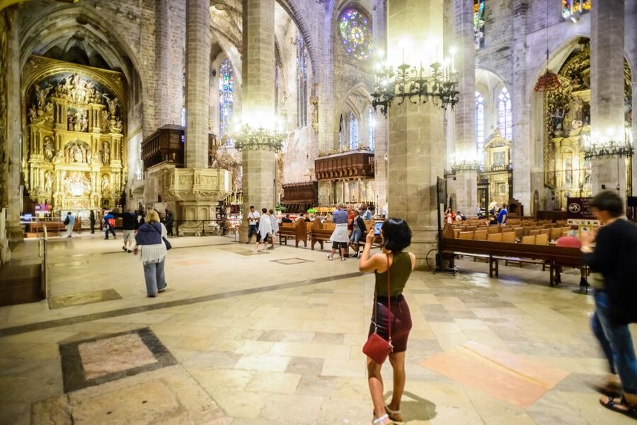 Palma: Cathedral of Mallorca Skip-the-Line Entry Ticket - Terraces and Extras: What’s Not Included (and What You Can Add)