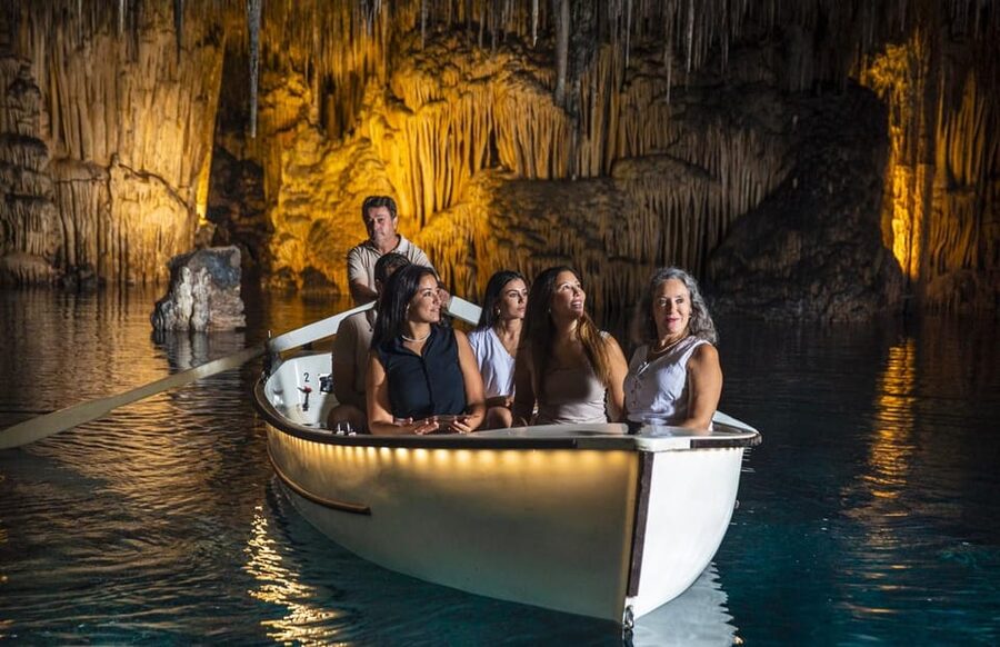 Palma: Caves of Drach Entrance, Music Concert, and Boat Trip - Lake Martel: light show then a boat ride you should plan for