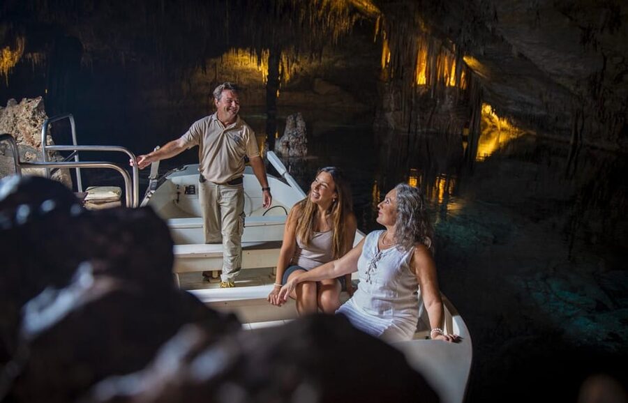 Palma: Caves of Drach Entrance, Music Concert, and Boat Trip - What to do with your time after the main attractions