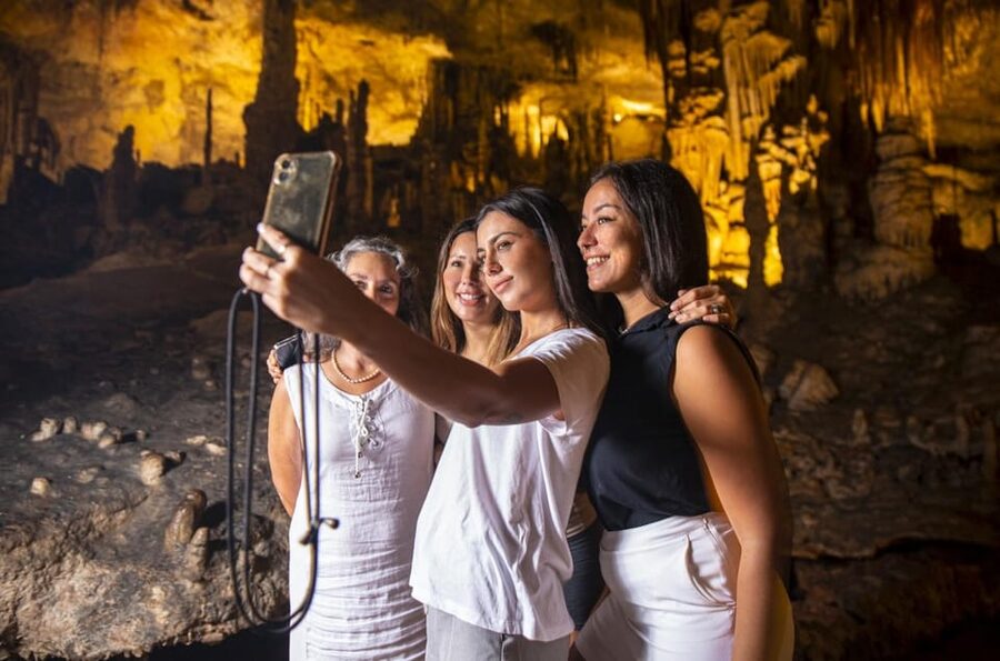 Palma: Caves of Drach Entrance, Music Concert, and Boat Trip - Who should book this tour, and who should skip it