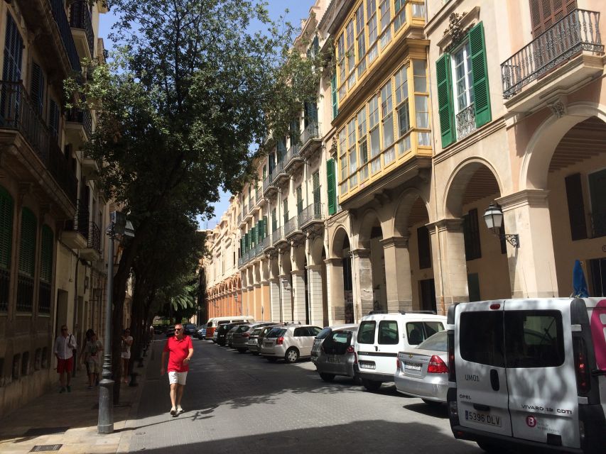 Palma: Culinary Tapas Tour of the Old Town - Es Baluard Fortress and Passeig del Born: The City’s Big View Time