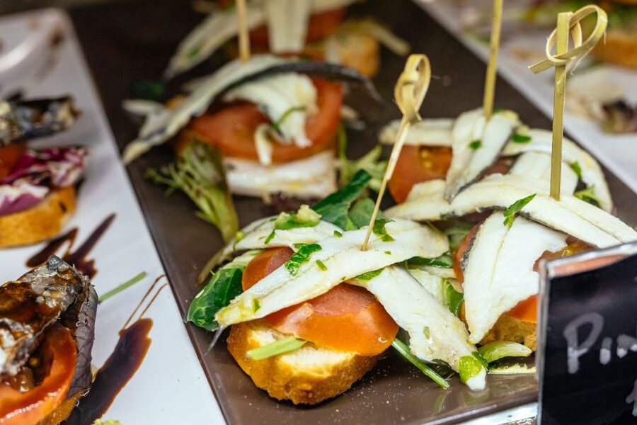 Palma de Mallorca: 10 Tastings Private Food Tour - Who should book this Palma 10 Tastings tour