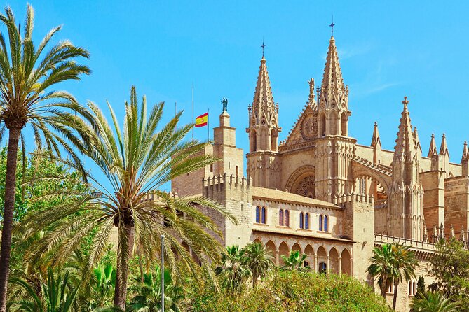 Palma de Mallorca and Valldemossa Excursion from Cruise Port - Riding to Valldemossa: comfort on a 45-minute mountain approach