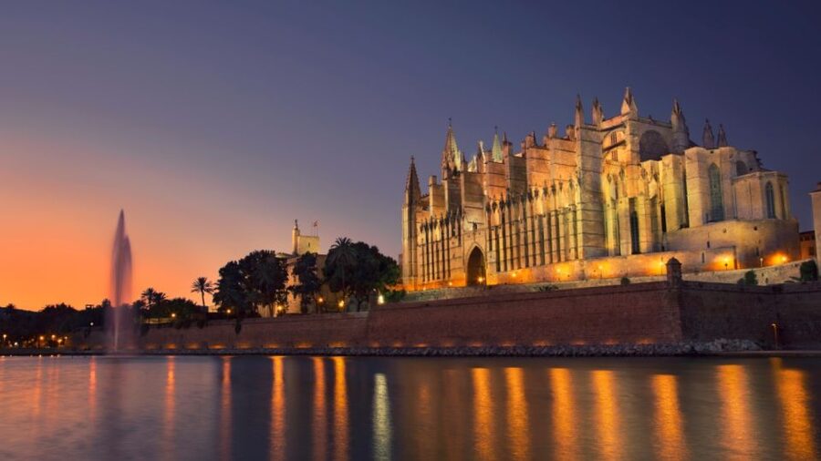 Palma de Mallorca: Bay of Palma Night Boat Cruise - Palma by Night Looks Different From the Water
