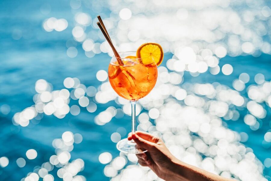 Palma de Mallorca: Daytime Cruise with Swim Stop - Drinks and music: what makes the boat feel like a real event