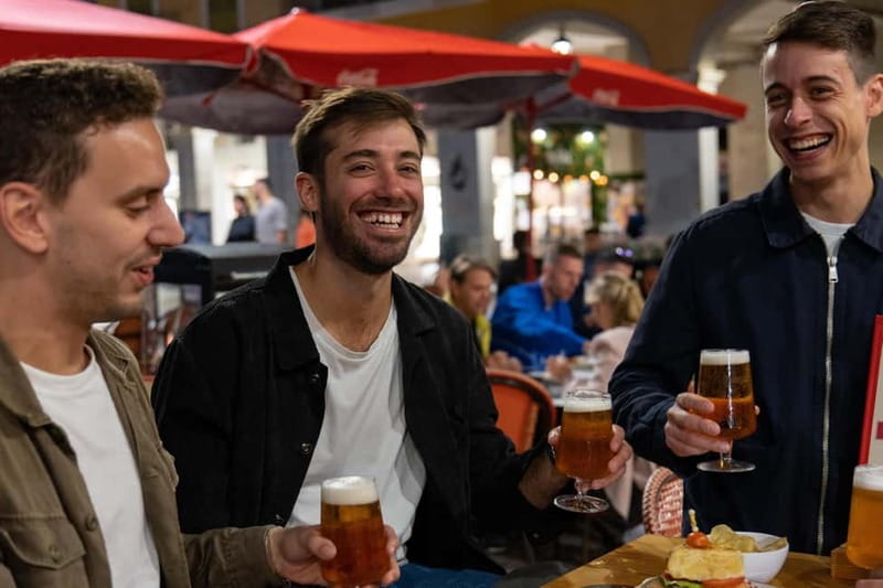 Palma de Mallorca: Gourmet Tapas and Wine Tour - Bodega Mayor: a reminder that service tempo can vary