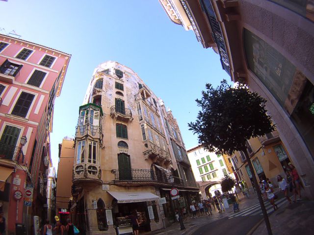 Palma de Mallorca: Guided Tour of the Old Town - La Lonja Exchange Near the Cathedral: Trade Power in Stone