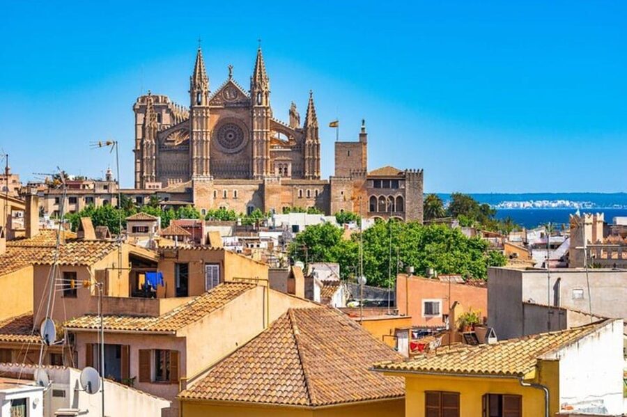 Palma de Mallorca : Must see Walking Tour With A Guide - Arab Baths: When Stone Explains an Older Palma