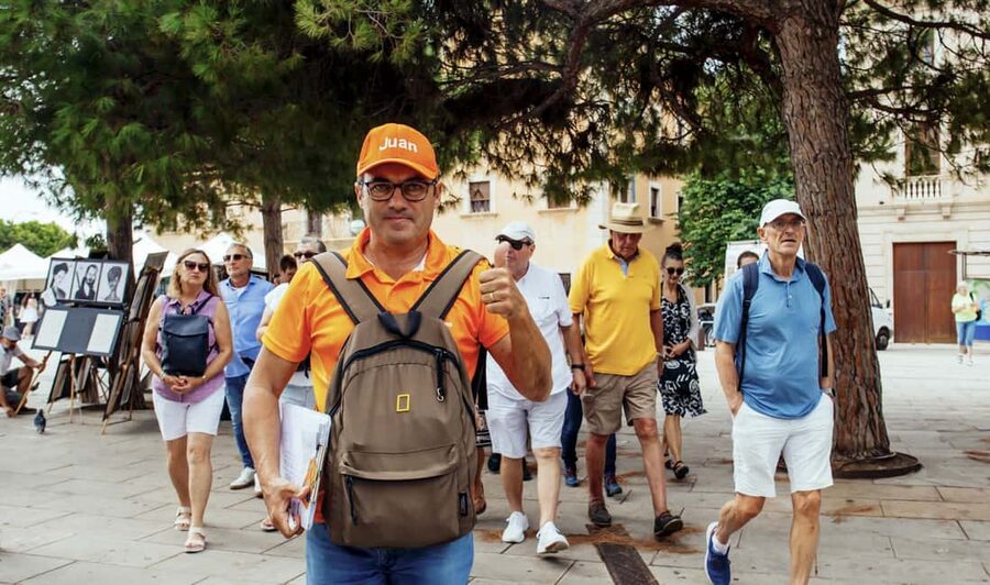 Palma de Mallorca: Old Town and Cathedral Tour - Timing matters: why 11:30 often feels best in Palma