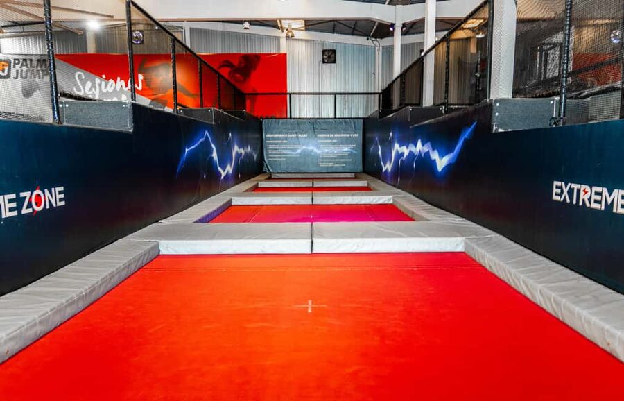 Palma de Mallorca: Palma Jump Trampoline Park Entry Ticket - Entering Palma Jump by Real Mallorca Stadium