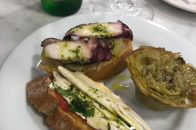 Palma de Mallorca: PRIVATE Local Food And Cathedral Experience - The Cathedral of Santa Maria: Catalan Gothic with real stories